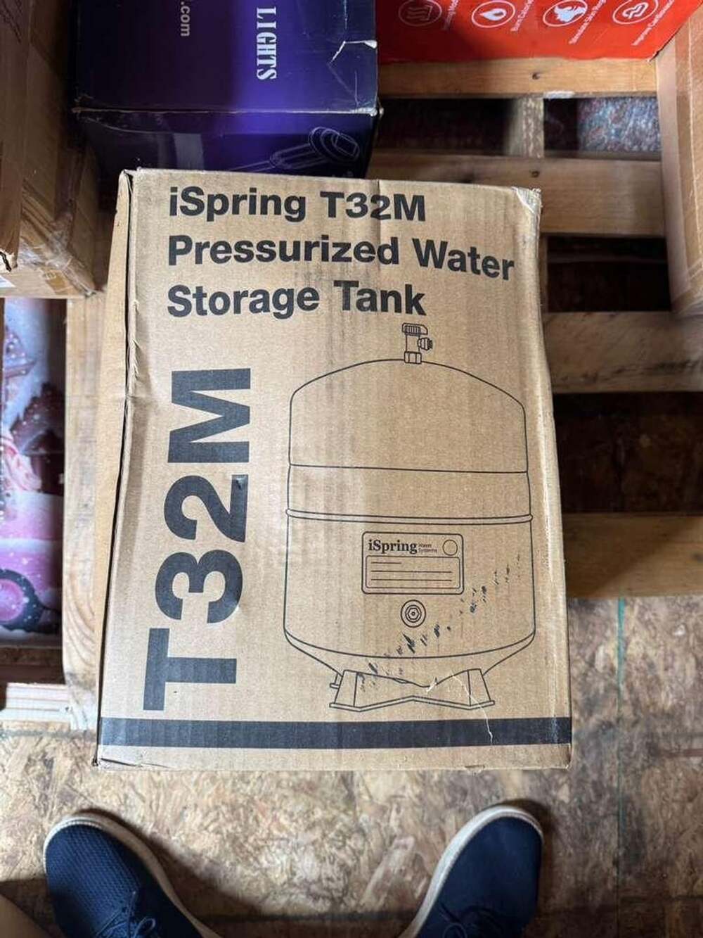 iSpring T32M Pressurized Water Storage Tank